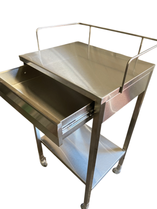 Mesa Pasteur Cromada con Cajón